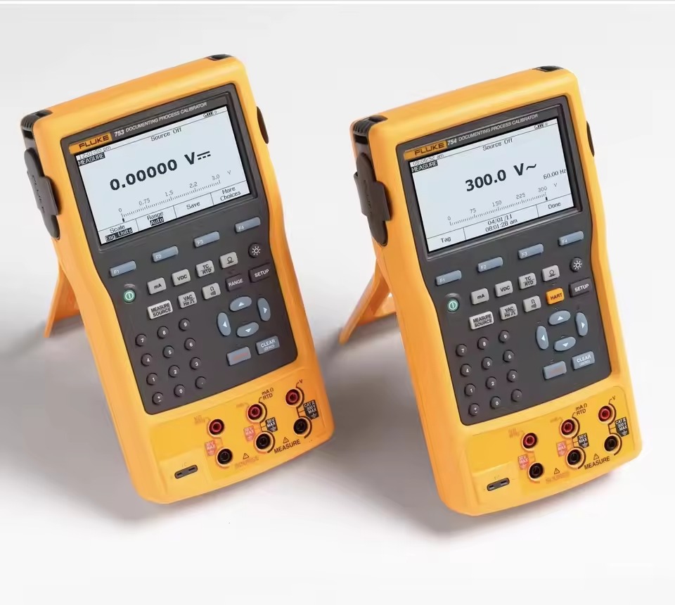FLUKE 754, FLUKE 754 EL, FLUKE 754 PLUS Multifunction process calibrator