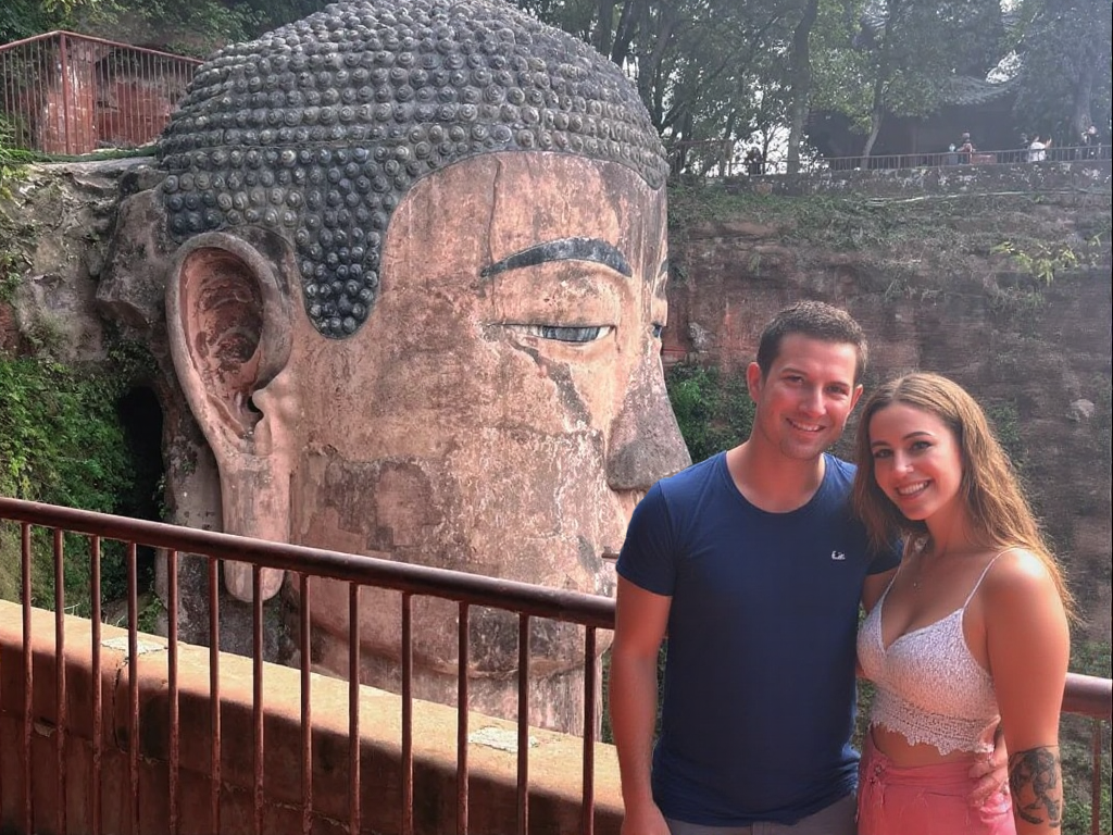 2-Day Panda Base, Leshan Giant Buddha, Mount Emei (Including hotel)