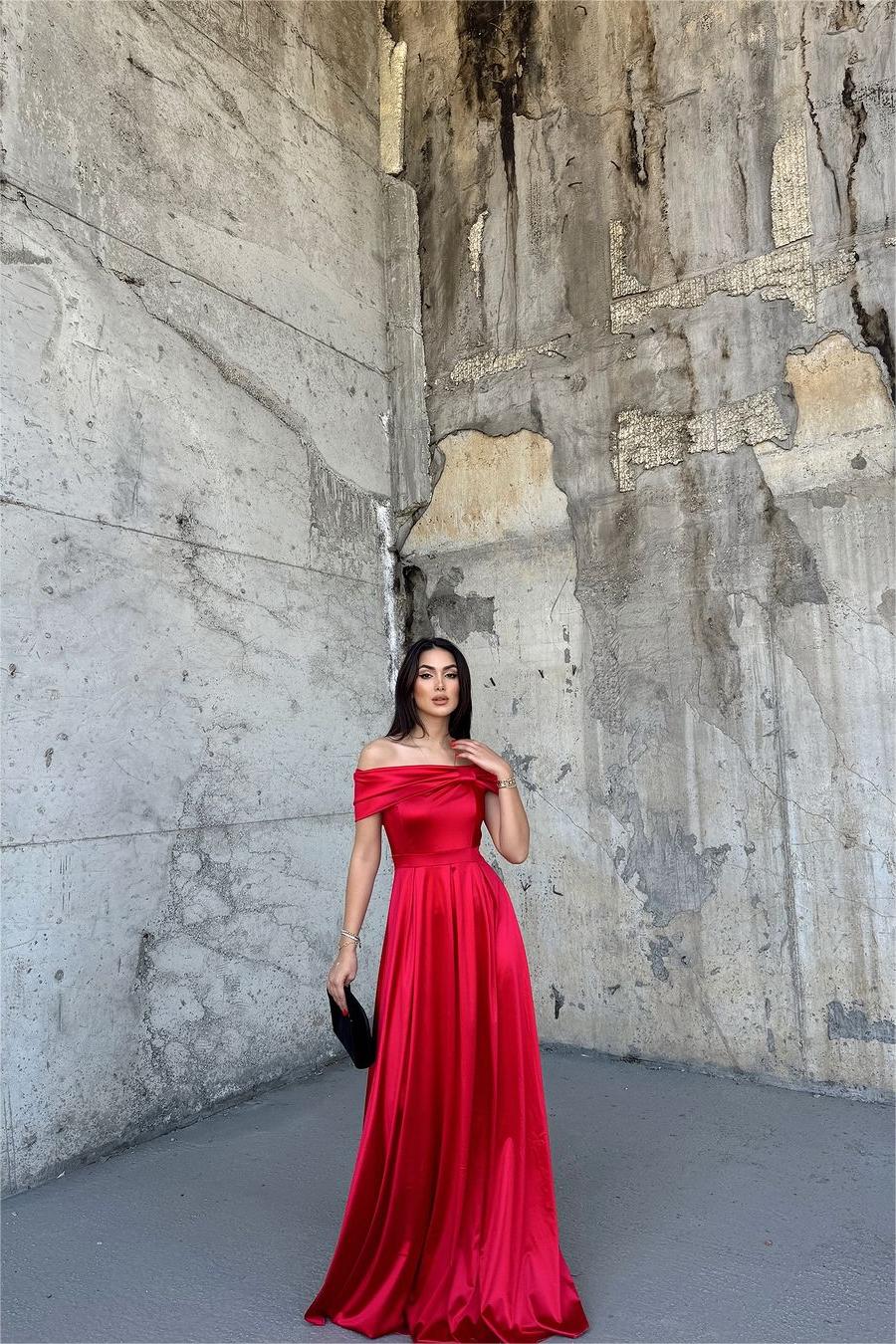 Lussooy Glamorous Satin Strapless Off the Shoulder Pleated Red Prom Dress with Ruffles