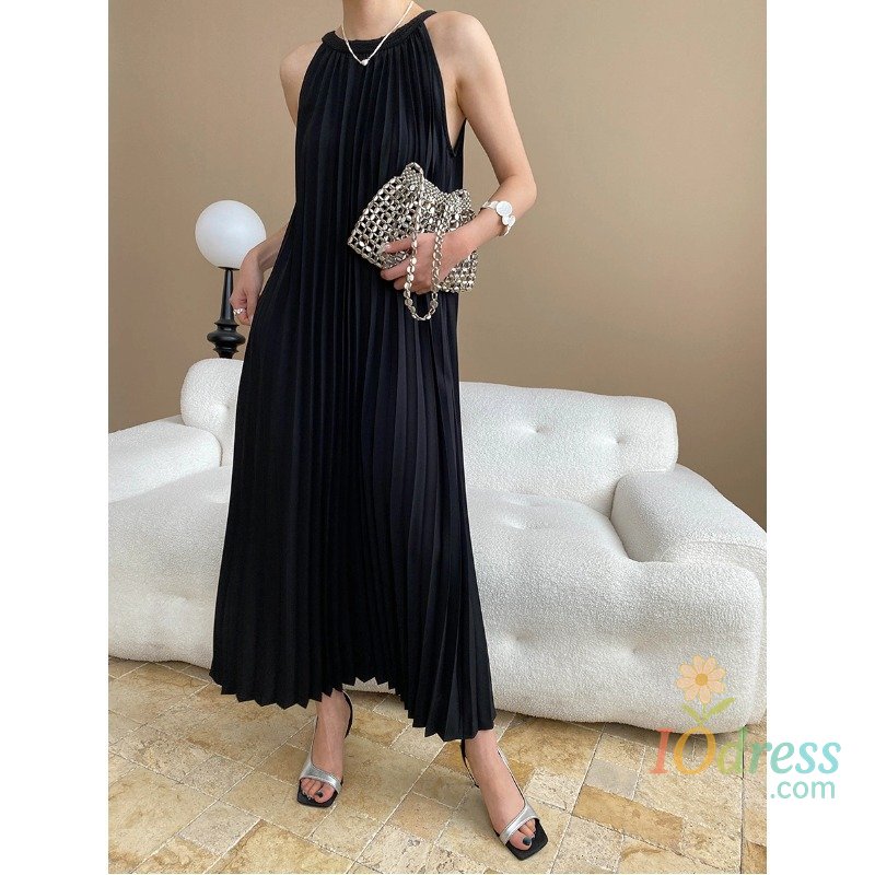IO Dress 2025 Spring/Summer New Women's Casual Solid Color Round Neck Sleeveless Pleated Dress; Necklace High-end Feel Dress