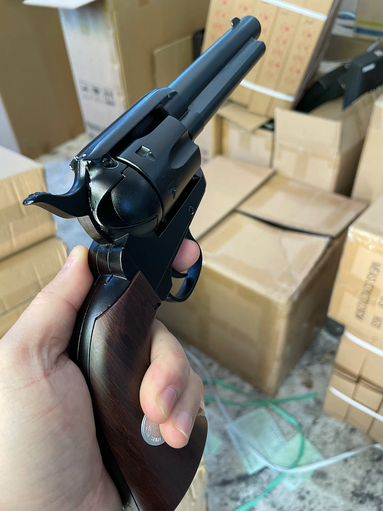 1873 Colt Single-Action Army Revolver Toy - Realistic Cowboy Style