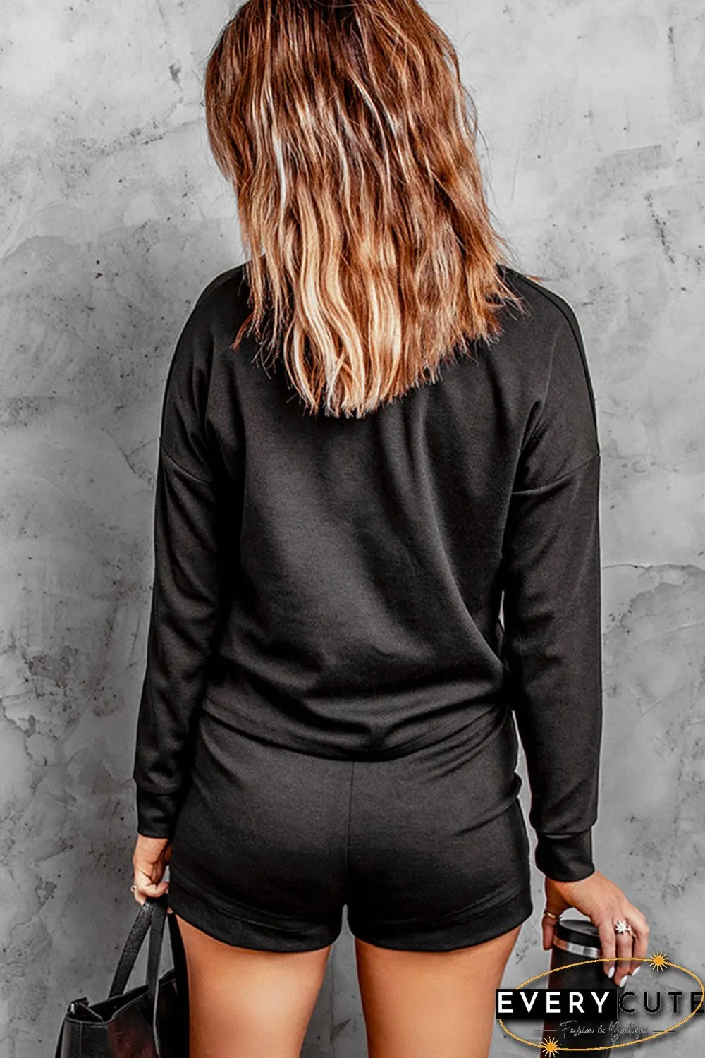 Two-piece Heart Print Drop Shoulder Pullover and Buttons Shorts Loungewear