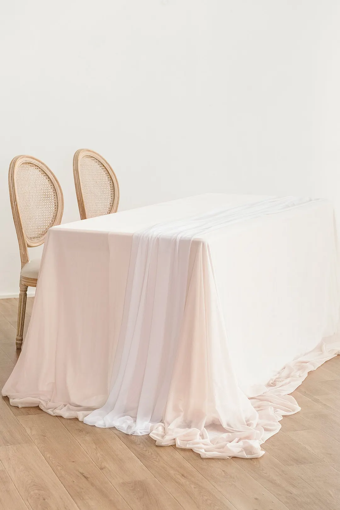 Head Table Flower Garland in Romantic Marsala