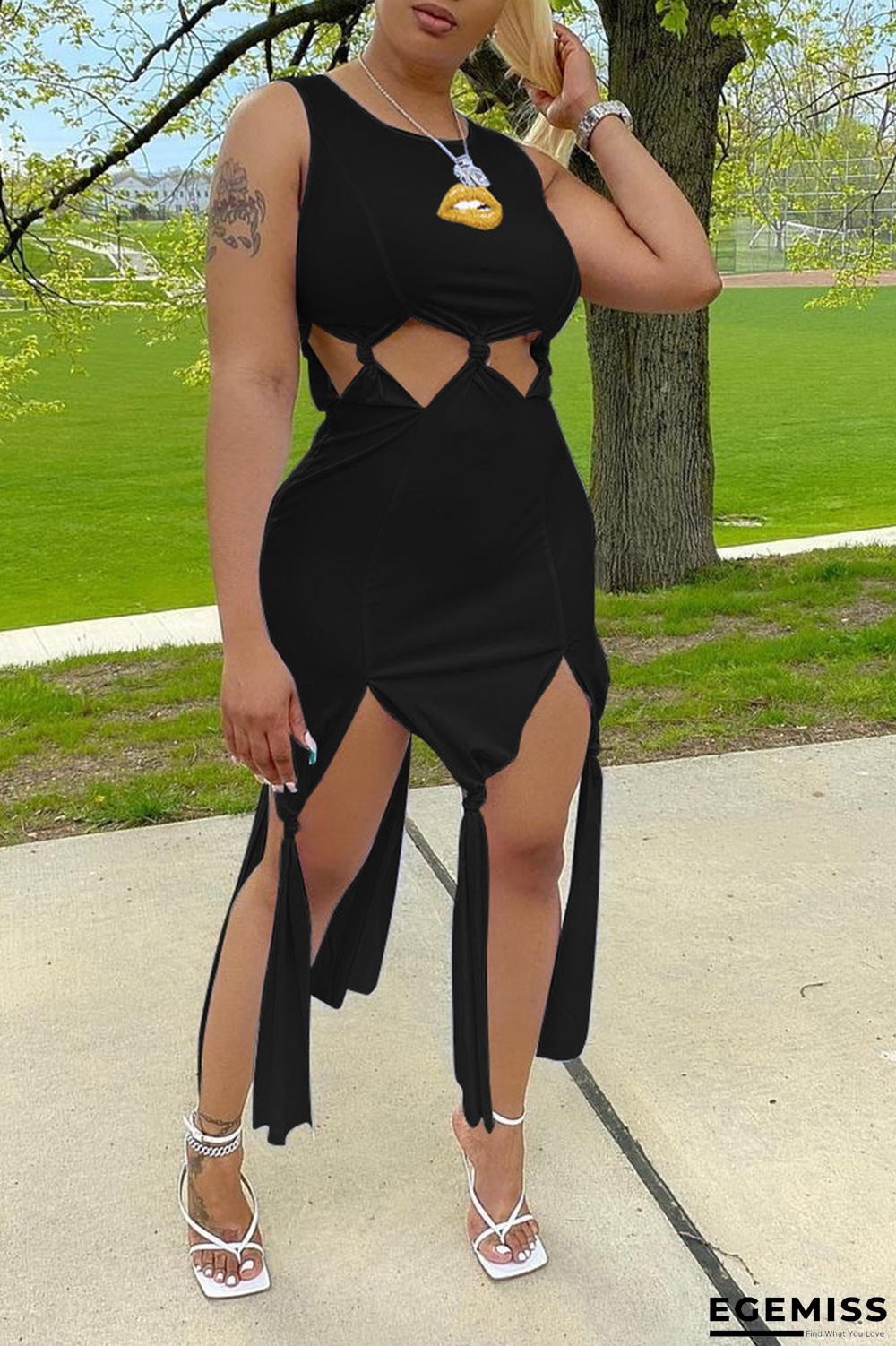 Black Fashion Lips Printed Hollowed Out O Neck Irregular Dress Dresses | EGEMISS