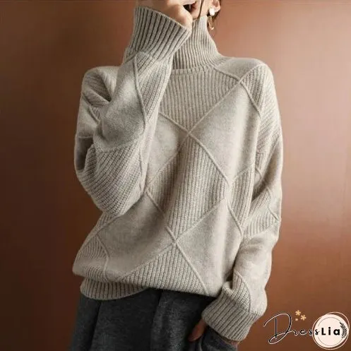 Chic and Versatile winter Pullover