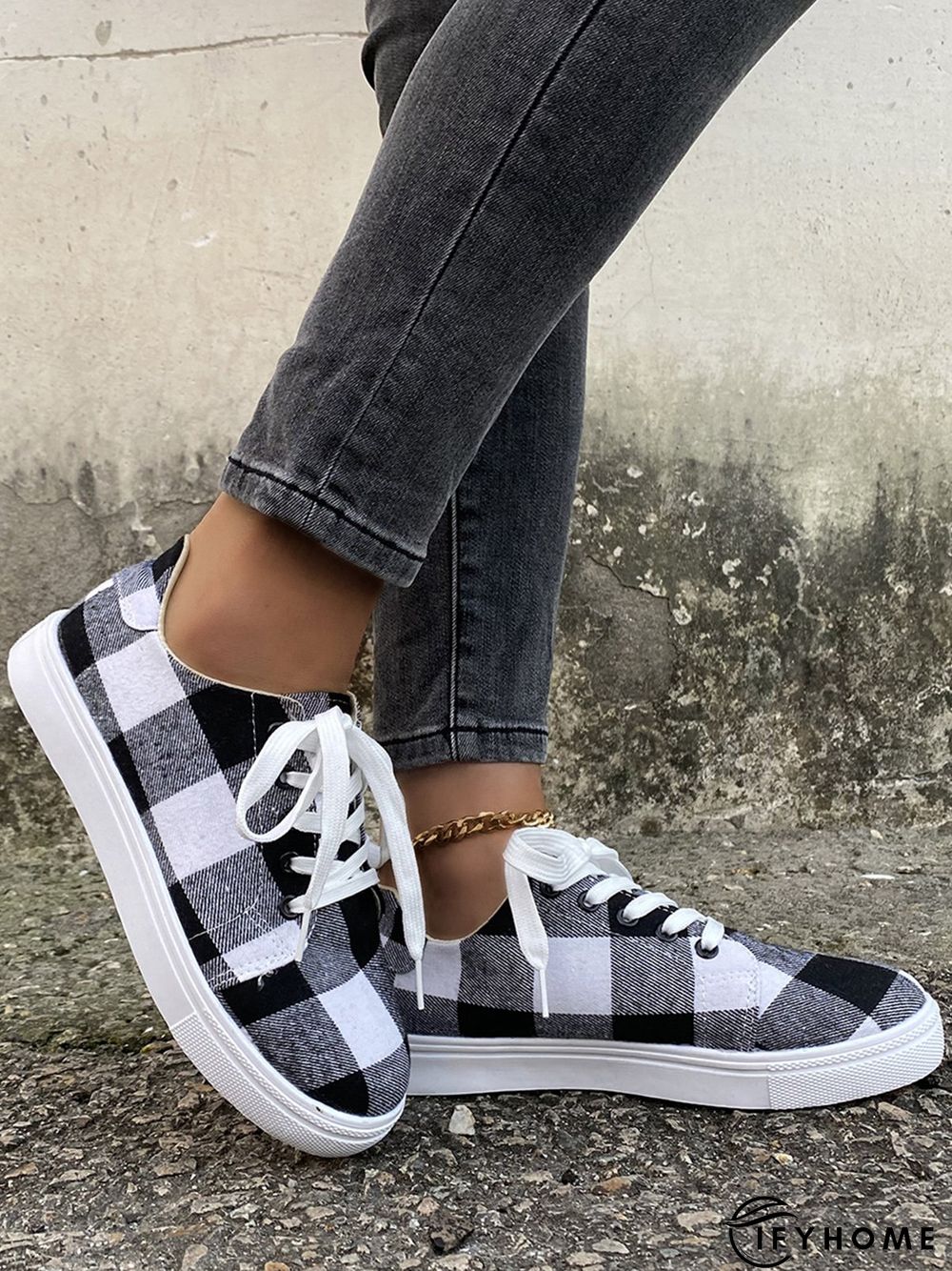 Christmas Red Plaid Black And White Plaid Leopard Casual Flat Shoes | IFYHOME