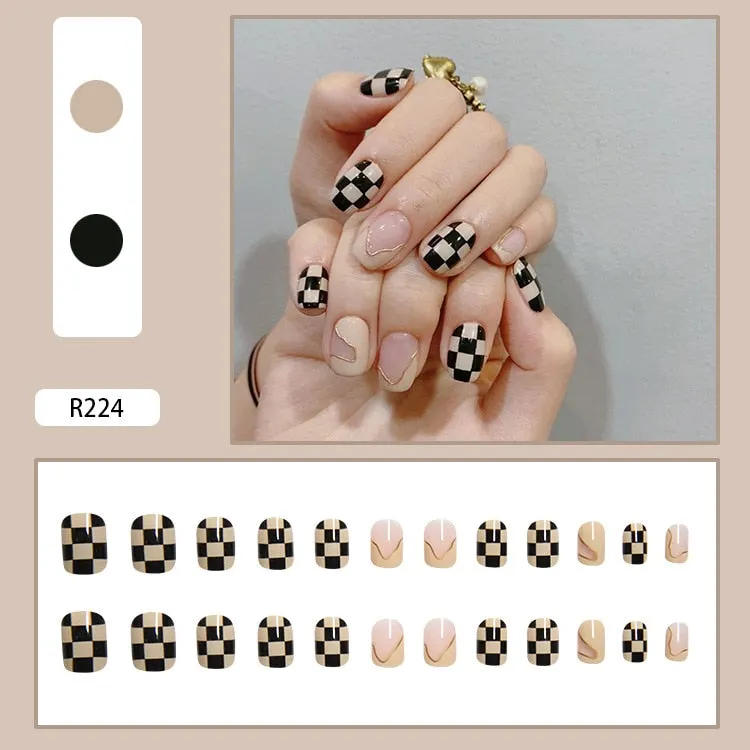 24pcs/box Fake Nails With Glue Yellow Flower Printed Type Short Paragraph Fashion Manicure Press On False Nails Gifts For Girls-Nail Inspo