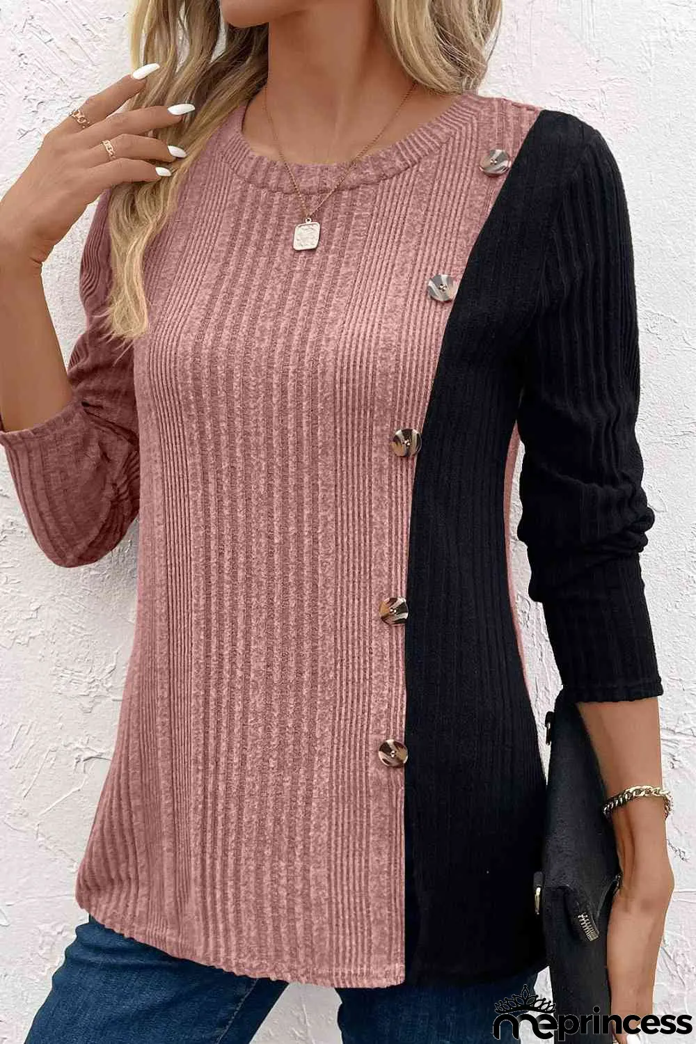 Modern and Versatile Tank top