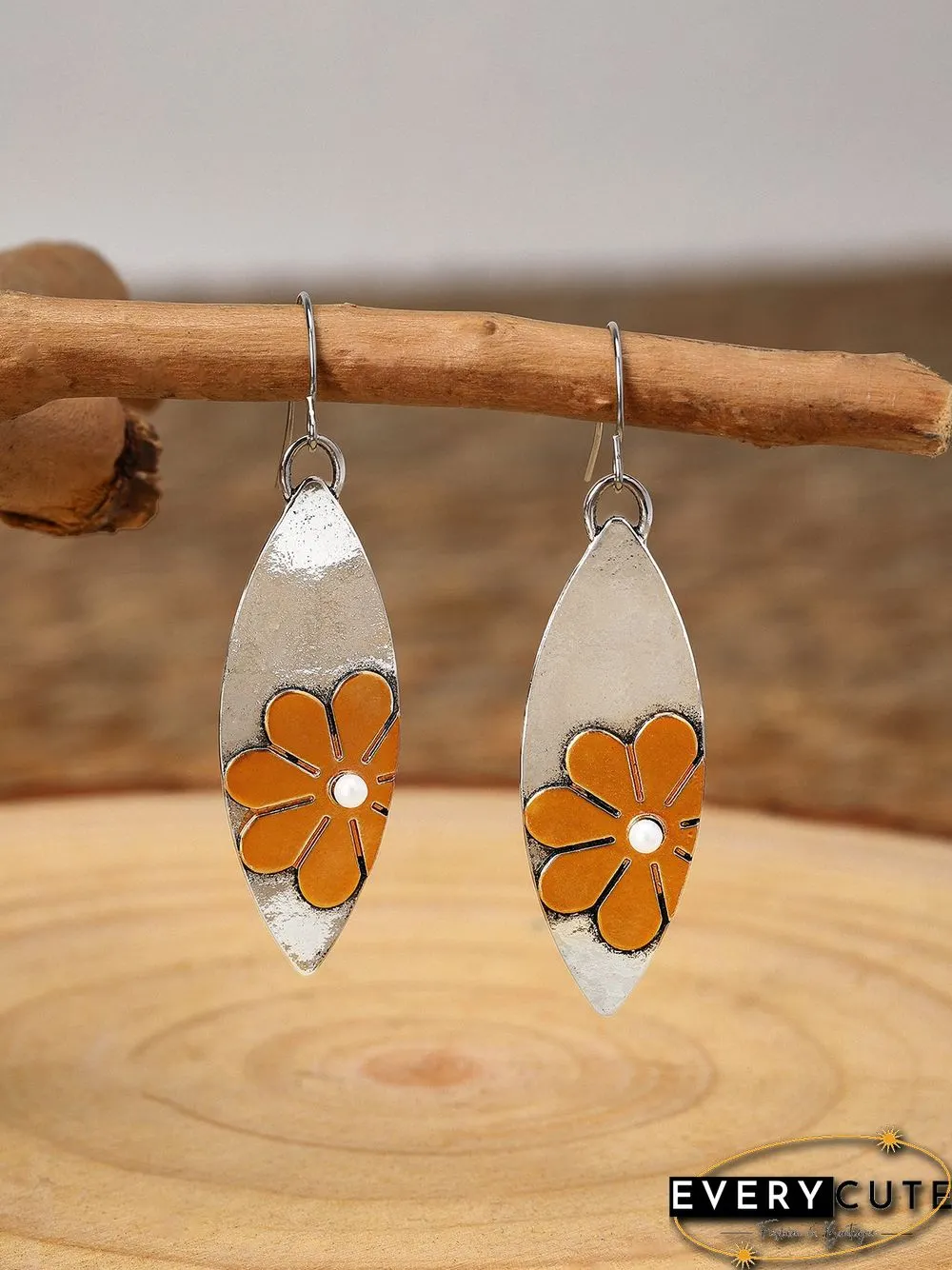 Vintage Flower Alloy Earrings