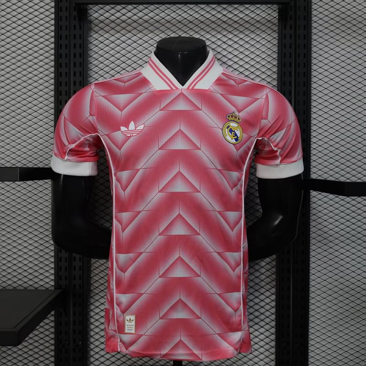2026-27 Real Madrid Retro Pink - Player Edition
