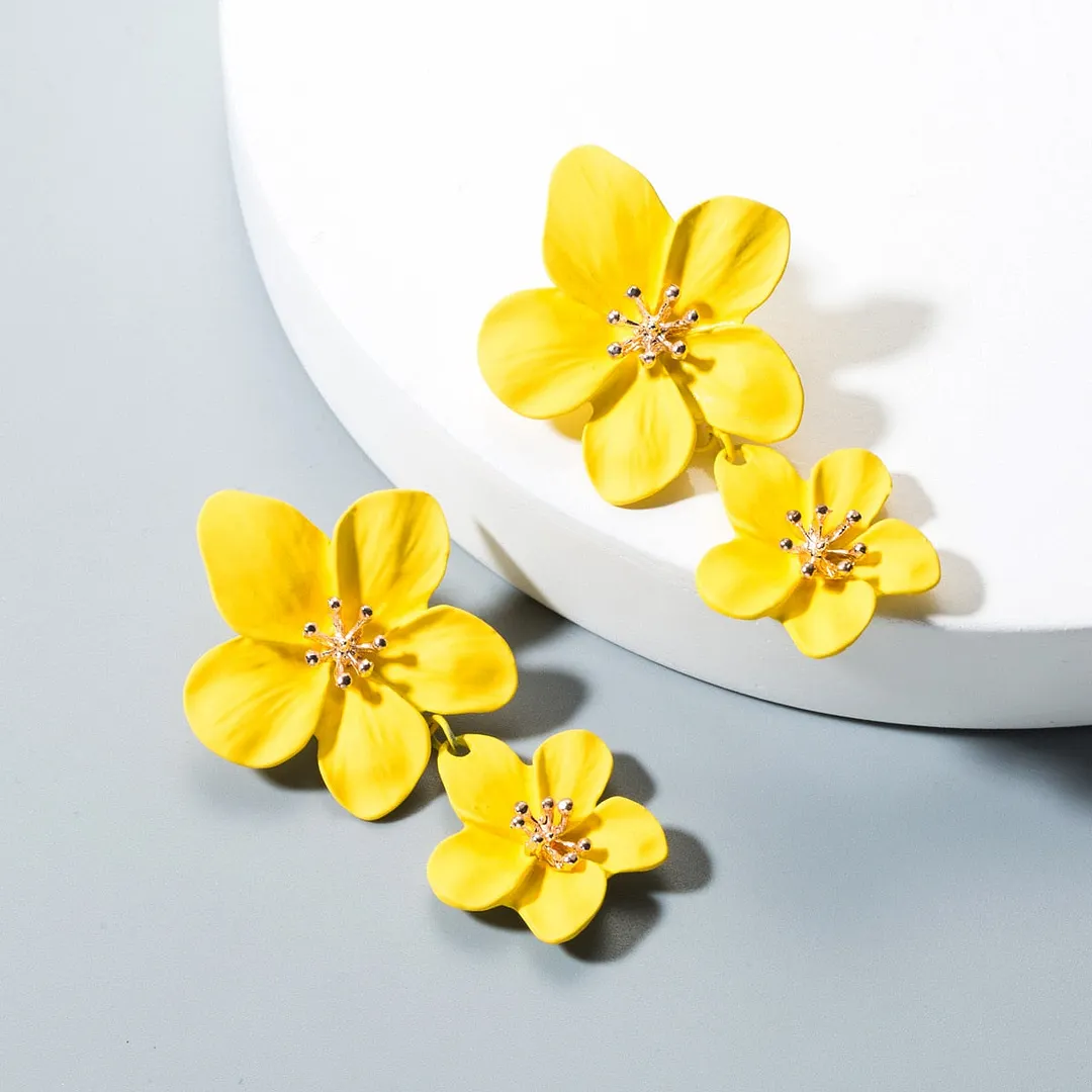 Dvacaman Bohemian Cute Long Double Layer Flower Statement Drop Earrings Women Summer Beach Party Metal Pendant Earrings Jewelry