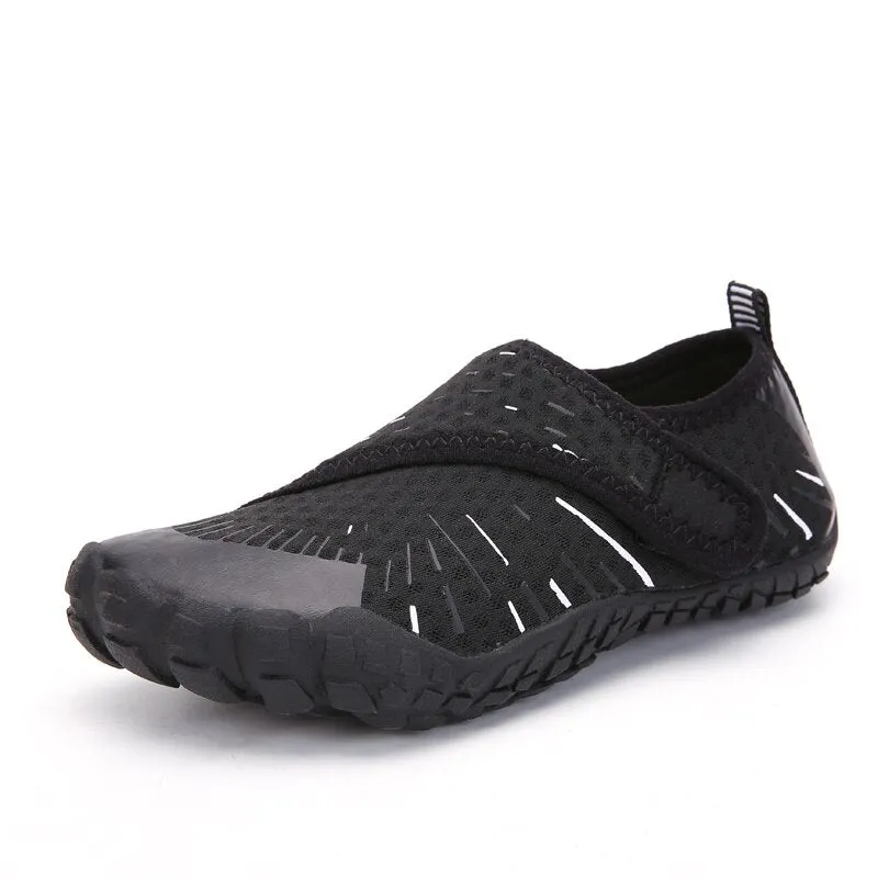 New Childrens Quick-Dry Breathable Beach Sneakers Kid Non Slip Soft Walking Shoes Outdoor Boys Sports Wearproof Water Shoes