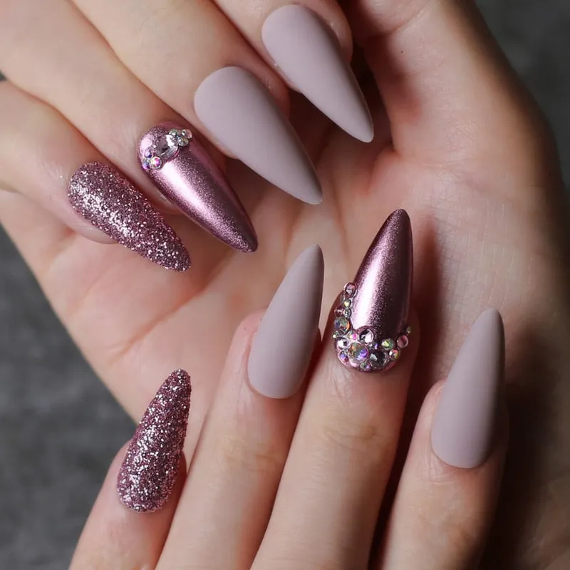 Green UV Stiletto Shiny Silver glitter crystal diamond false nails medium almond art White salon glossy fake nails-Nail Inspo