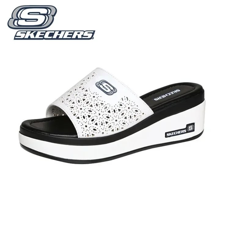 SKECHERS&reg; &Uacute;J K&Eacute;NYELMES &Eacute;S DIVATOS NŐI SZAND&Aacute;L