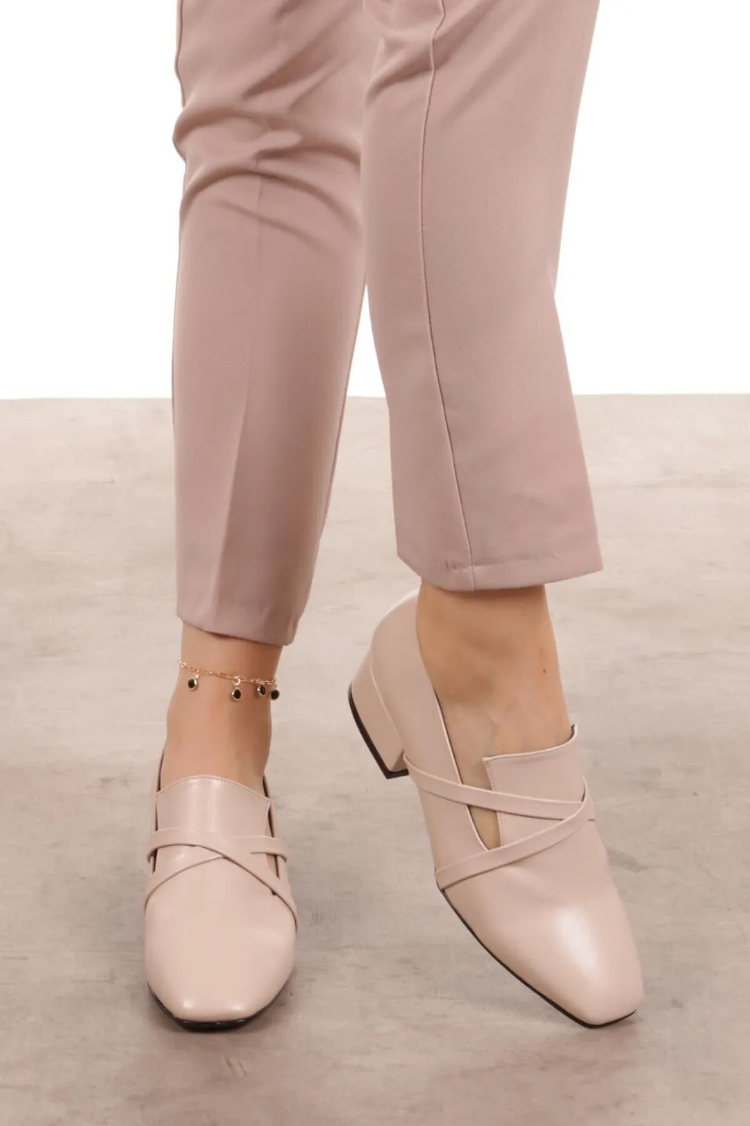 Mio Gusto Brand Doris Black, Nude, tan Colors High Quality 3Cm Short-heel New Fashion Women 's Flat Comfort Shoes ,high heels , heels women , mary jane shoes , platform shoes