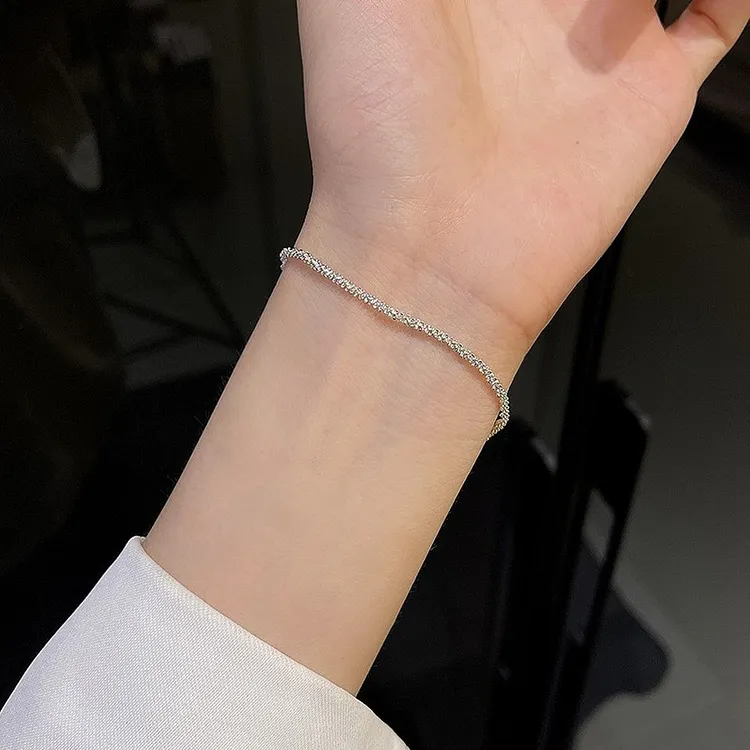 Shimmering Chain Bracelet for Women Minimalist and Elegant