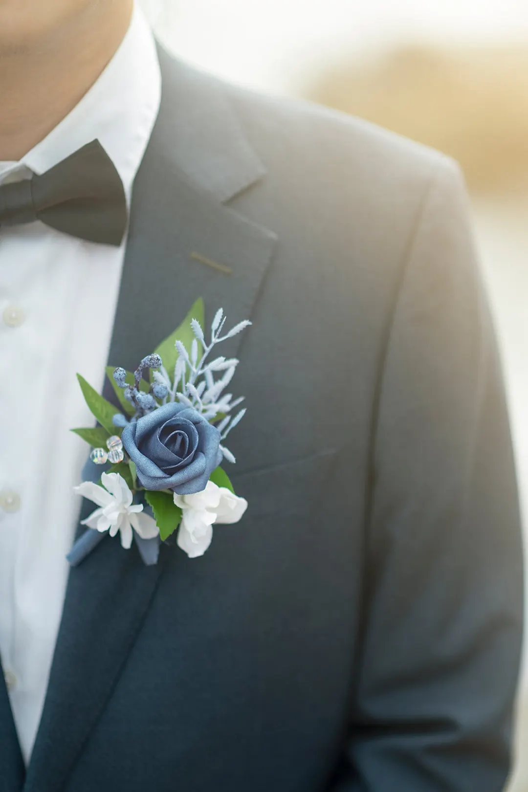 Boutonnieres in Romantic Dusty Blue