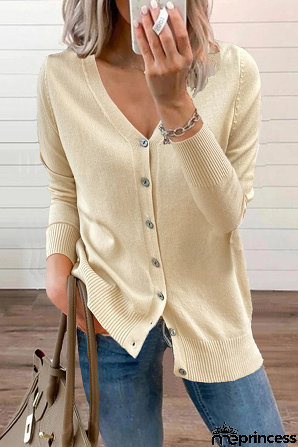 Simple and Stylish Cardigan