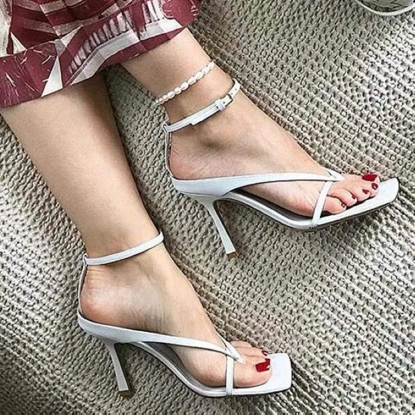2020 Summer New Fashion Pinch Narrow Band Women Gladiator Sandal Shoes Ladies Square Open Toe Ankle Buckle Strap Stiletto Heels