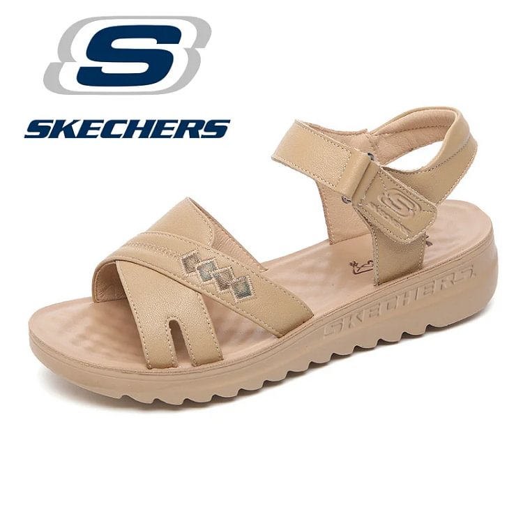 &Uacute;j Skechers szand&aacute;l cs&uacute;sz&aacute;smentes puha talppal