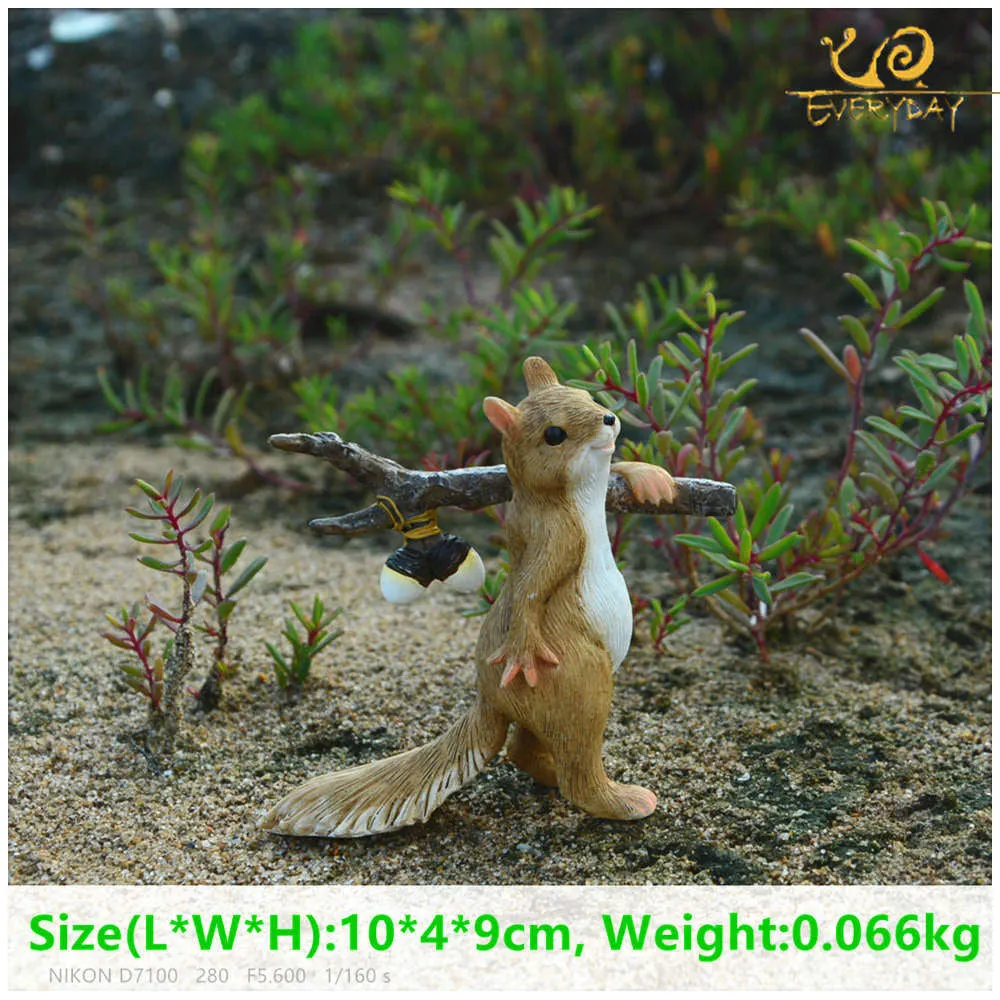 Everyday Collection Squirrel Animal Figurine  Miniatures Fairy Garden Ornaments Home Decoration Friends Gift Bonsai Decor