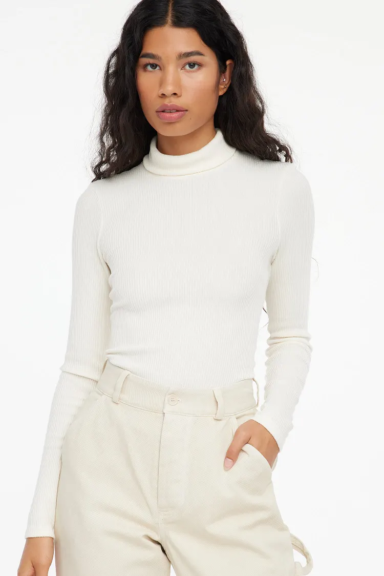 Sweater Rib Turtleneck