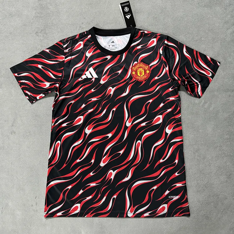 Manchester United 25/26 Training Jersey