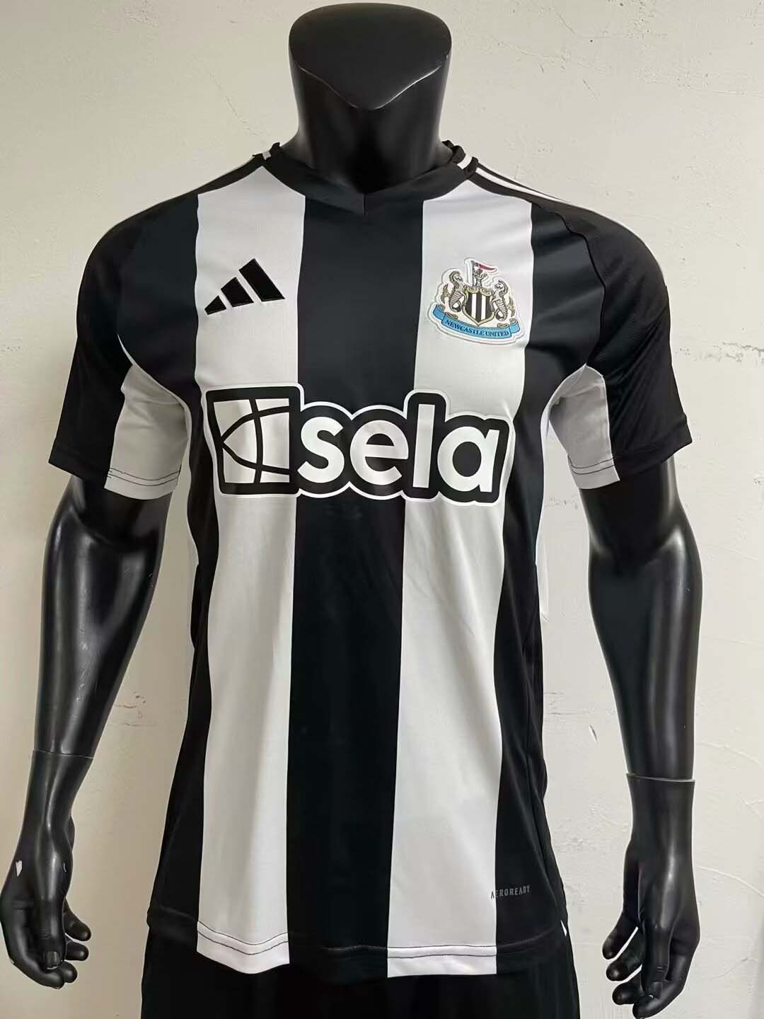 2024-2025 Player Version Newcastle United Home Football Shirt 1:1 Thai Quality