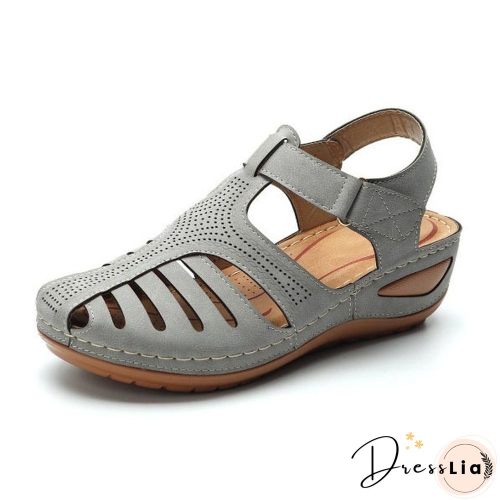 New Leather Hollow Out Vintage Sandals Casual Flat Sandals Summer Women Beach Sandal