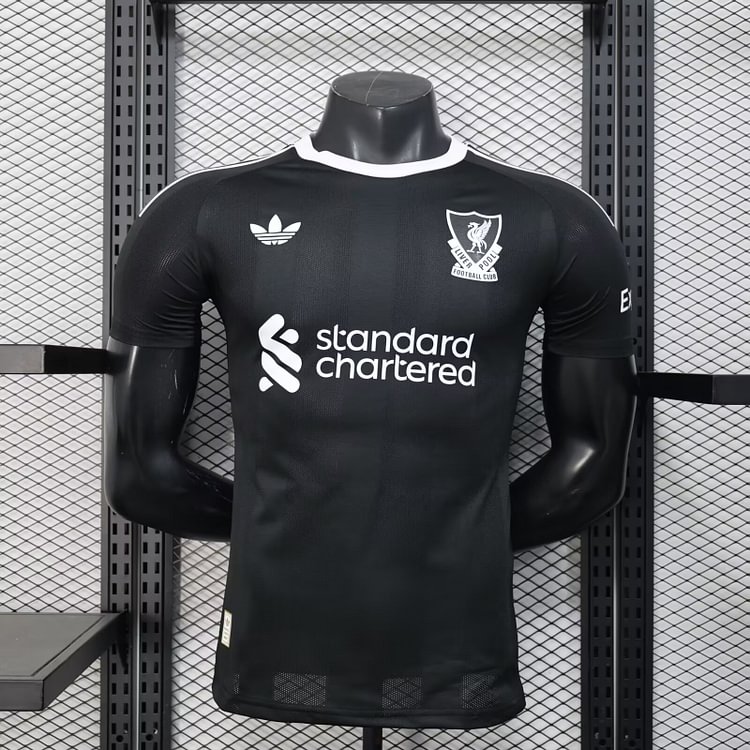 2025-26 Liverpool Goalkeeper - Player Version