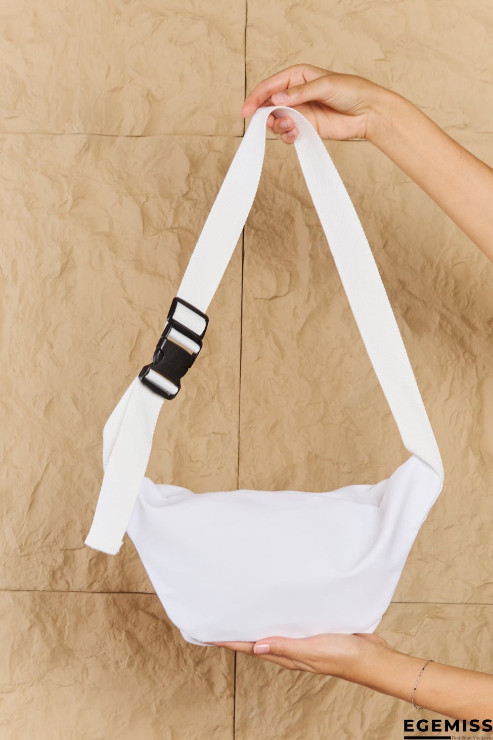 Fame Travel Buddy Clear Zipper Pocket Fanny Pack Bag | EGEMISS
