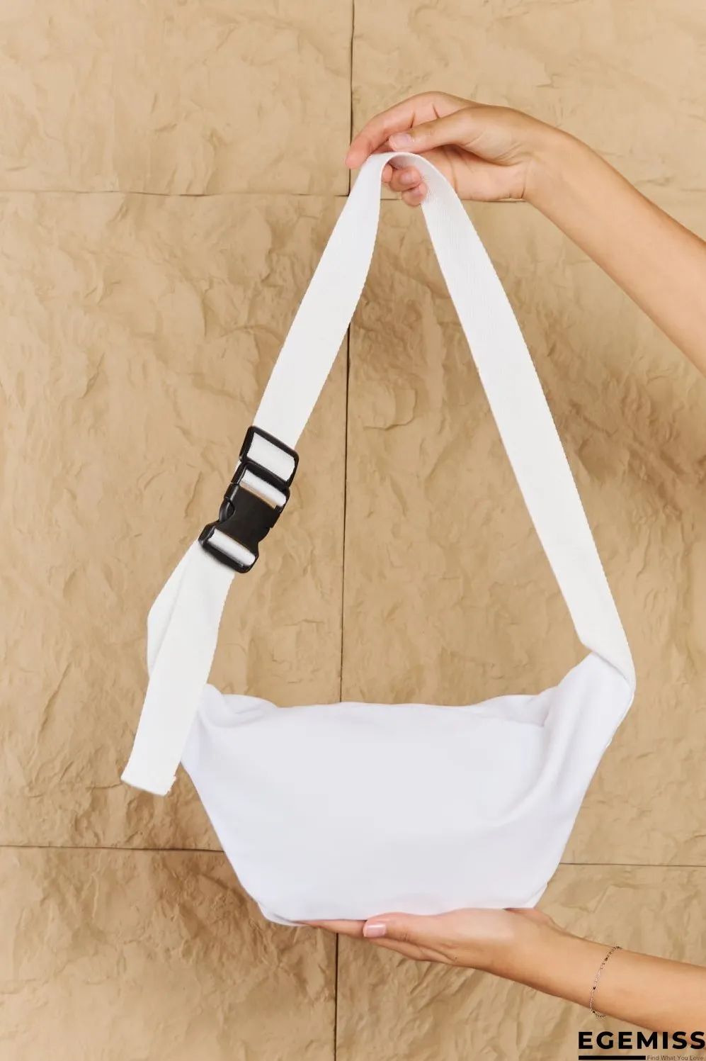 Fame Travel Buddy Clear Zipper Pocket Fanny Pack Bag | EGEMISS