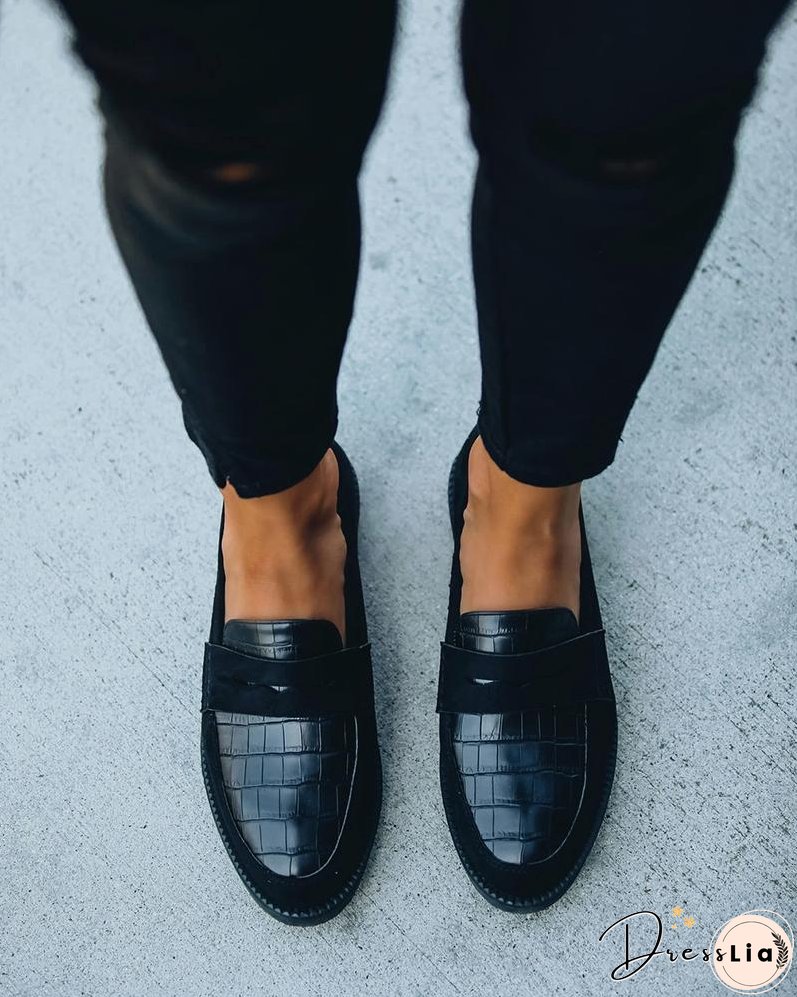 Solid Round Toe Leather Flat Loafer