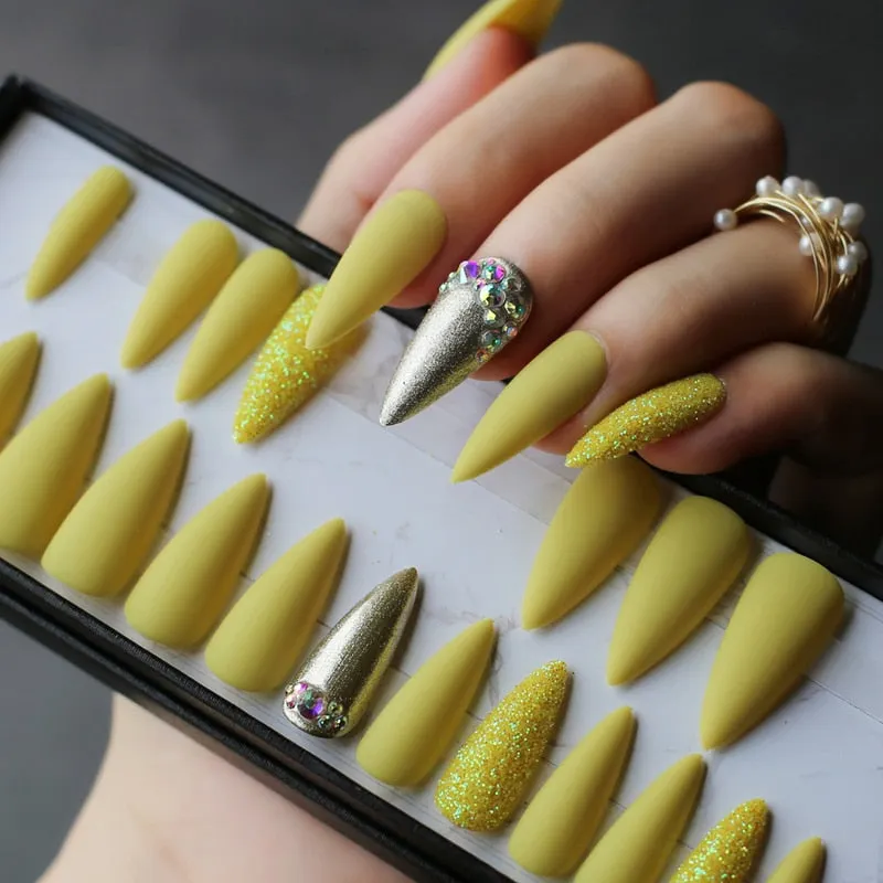 Green UV Stiletto Shiny Silver glitter crystal diamond false nails medium almond art White salon glossy fake nails-Nail Inspo