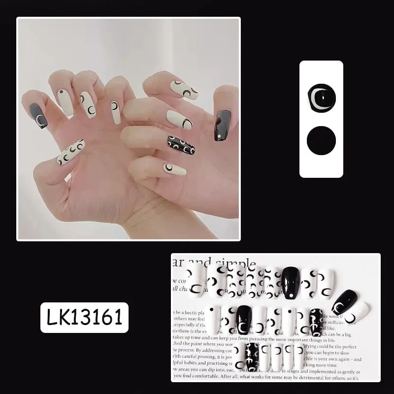 24Pcs/Box French Short False Nails with Moon Design Detachable Manicure Patches Press On Nails Full Cover Fake Nails Tips-Nail Inspo