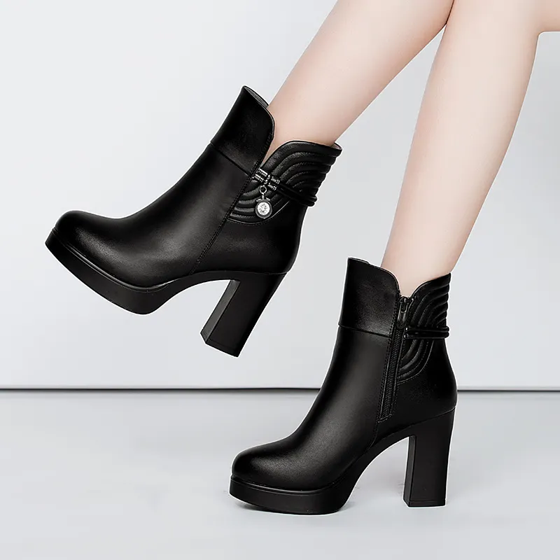 Qengg Boots Women's Thick Heels Large Size 40-43 Short Boots British Style Autumn And Winter Style High-Heeled Waterproof Platform Women's Boots