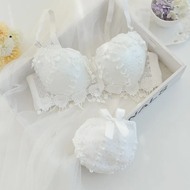 Sexy Lingerie Lace Padded Bra 3 Breasted Push Up Women Underwire Adjusted-straps Love Heart Dot Comfortable Underwear Sets