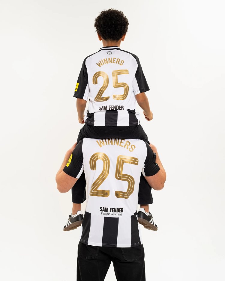 Newcastle United Kids Carabao Cup 2025 Champions Shirt