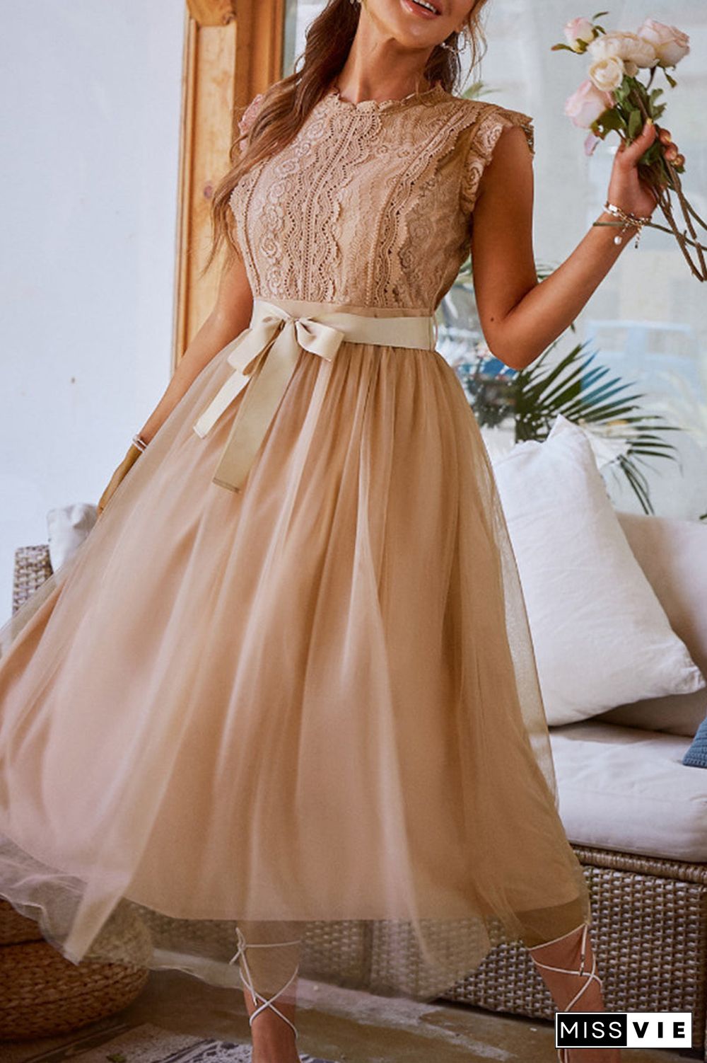 Celebrities Elegant Solid Mesh O Neck Princess Dresses