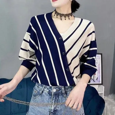 Uveng Uveng Striped Bottom Shirt Top 2023 Summer New Temperament V-Neck Five-Sleeve Ice Silk T-Shirt Knitted Shirt Tide