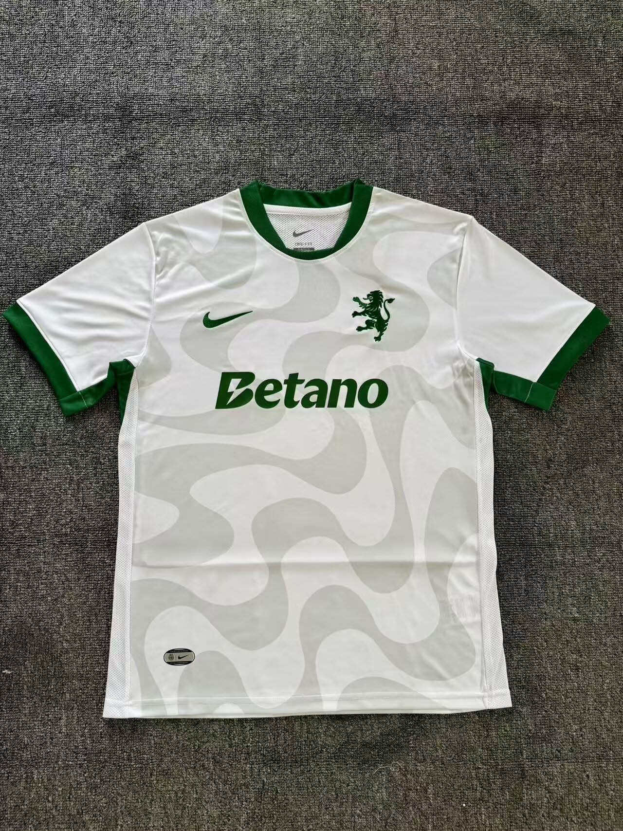 2025-2026 Sporting CP Away Football Shirt 1:1 Thai Quality Maxi Kit