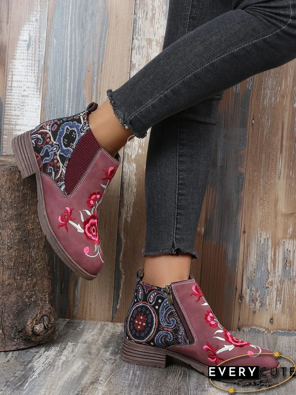 Retro Ethnic Stitching Flower Embroidery Zipper Ankle Boots