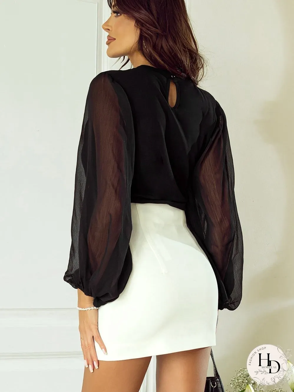 Update your wardrobe with this Blouse