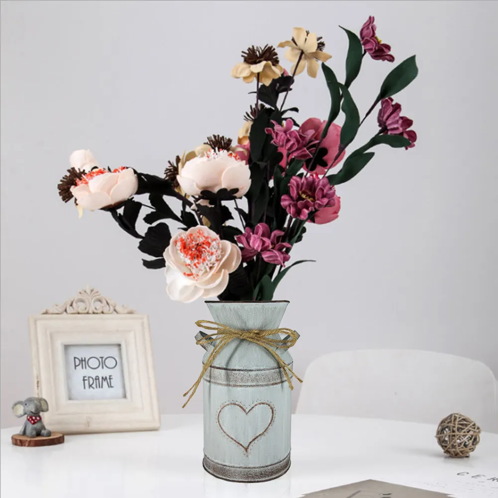 Vintage Metal Flower Vase Artificial Garden Style Flower Can Holder (Heart)