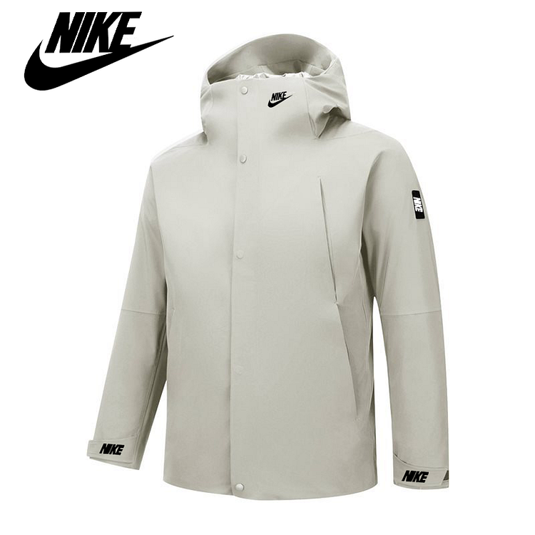 NIKE - a leg&uacute;jabb olaj&aacute;ll&oacute;, lerak&oacute;d&aacute;s- &eacute;s v&iacute;z&aacute;ll&oacute; h&aacute;rom az egyben k&uuml;lt&eacute;ri kab&aacute;t.