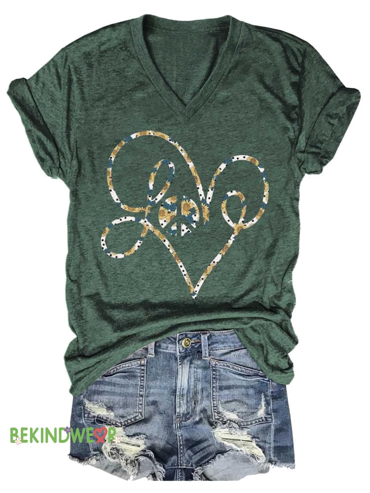 Women&rsquo;s Love Peace Sign V-neck Casual T-Shirt Green / S