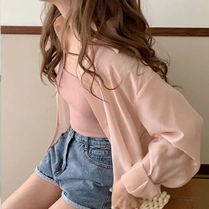 Brownm Brownm Sense Behind The Fork Long-Sleeved Shirt Women Loose Solid Color Wear Sunscreen Summer New Women