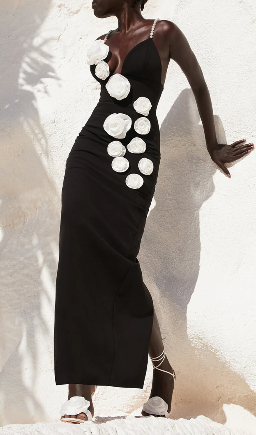 Fashionslee WomenAlanna 3D Flowee Pearl Maxi Dress