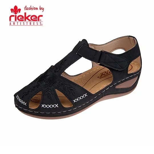 RIEKER Női Retro Wedge szand&aacute;l