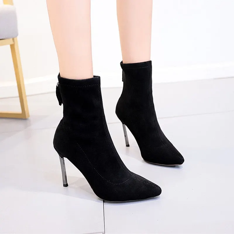 Europea High Heeled Boots Woman Elastic Socks Boots Women's Mid Calf Boots Pointed toes Sexy Booties Chunky Heel Shoes Red